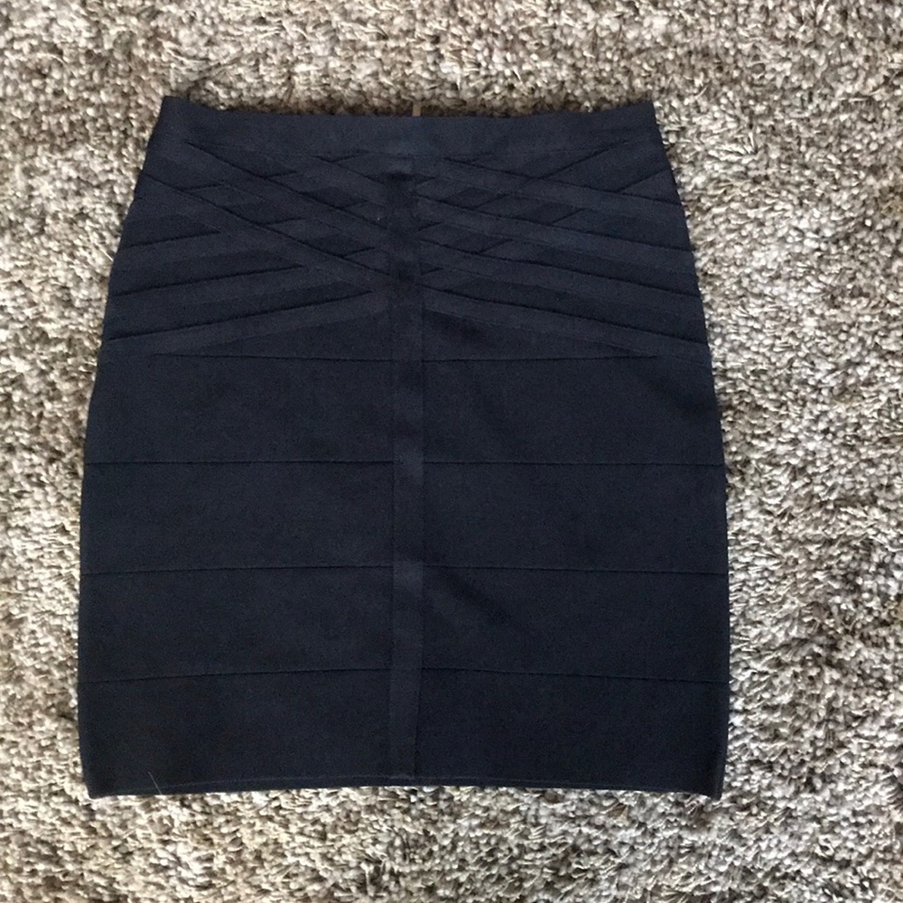 NEW! Bebe mini bodycon skirt